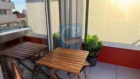 Apartamento T1 equipado e mobilado, em Vila Nova de Gaia