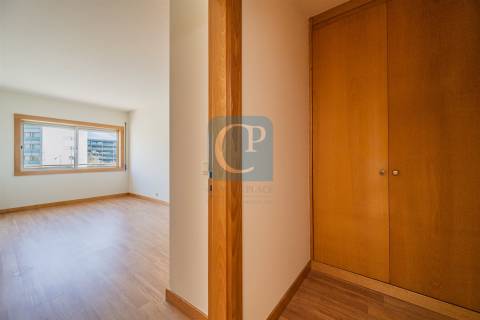 Apartamento T1+1 em Pedrouços, Maia