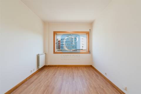 Apartamento T1+1 em Pedrouços, Maia