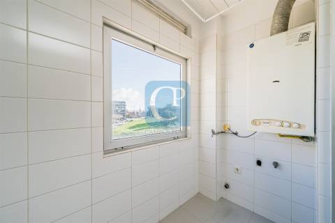 Apartamento T1+1 em Pedrouços, Maia