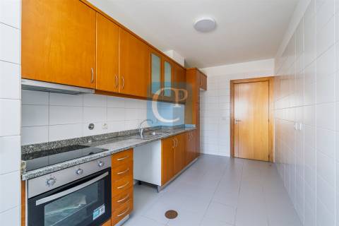 Apartamento T1+1 em Pedrouços, Maia