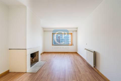 Apartamento T1+1 em Pedrouços, Maia