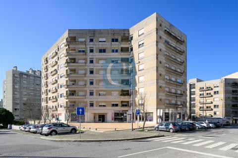 Apartamento T1+1 em Pedrouços, Maia