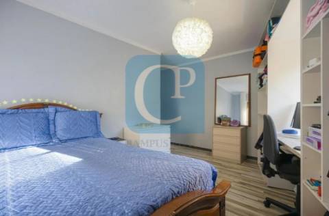 Apartamento T3 completamente renovado em Ermesinde