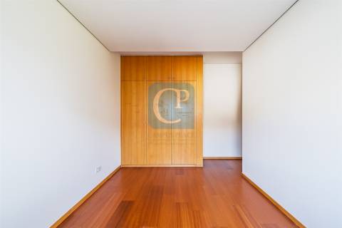 Apartamento T3 com lugar de garagem na Ponte da Pedra, Leça do Balio