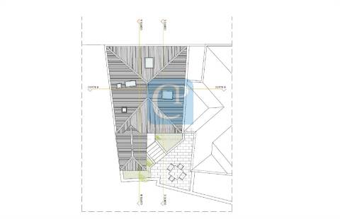 Moradia Isolada T3 recuperada em Cedofeita, Porto