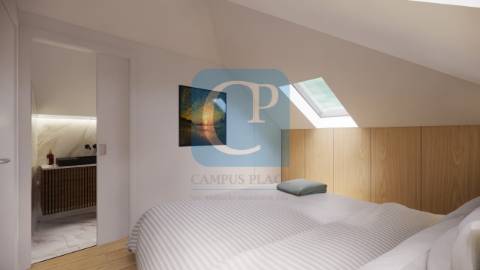 Moradia Isolada T3 recuperada em Cedofeita, Porto