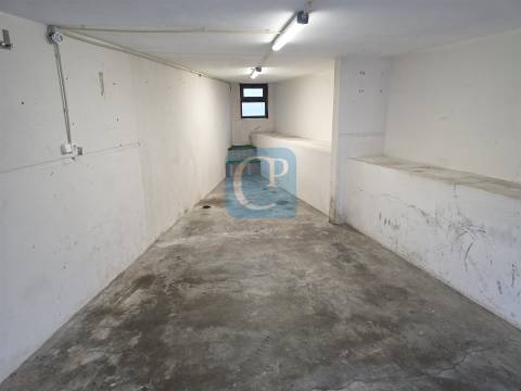 Apartamento T2 renovado em São Mamede Infesta e Senhora da Hora