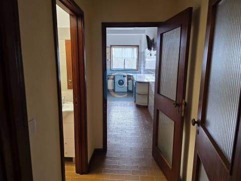 Apartamento T3+1 com lugar de garagem no centro de Matosinhos