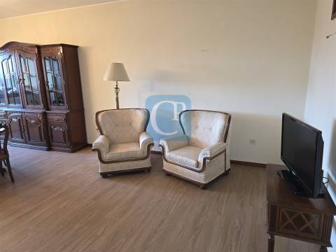 Apartamento T3+1 com lugar de garagem no centro de Matosinhos