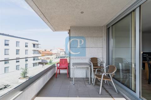 Apartamento T3, no Condomínio fechado Arroteia em Paranhos, Porto