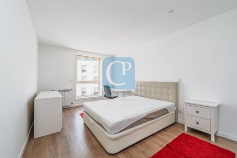 Apartamento T3, no Condomínio fechado Arroteia em Paranhos, Porto