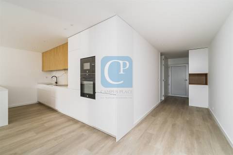 Apartamento T2 com terraço na Avenida da República, Matosinhos