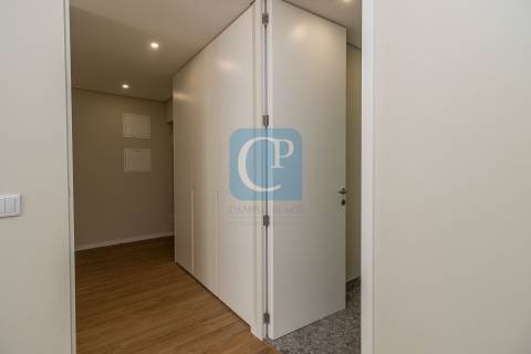 Apartamento T1 novo, em Vale Formoso, Paranhos