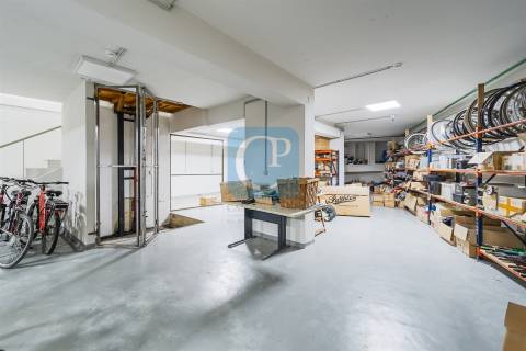 Espaço comercial em Cedofeita, Porto