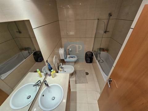 Apartamento T2 mobilado e equipado em Rio Tinto, Gondomar