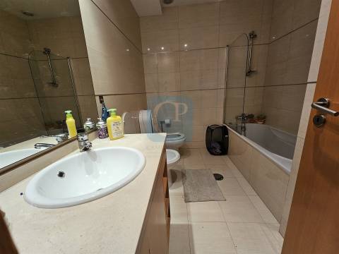 Apartamento T2 mobilado e equipado em Rio Tinto, Gondomar