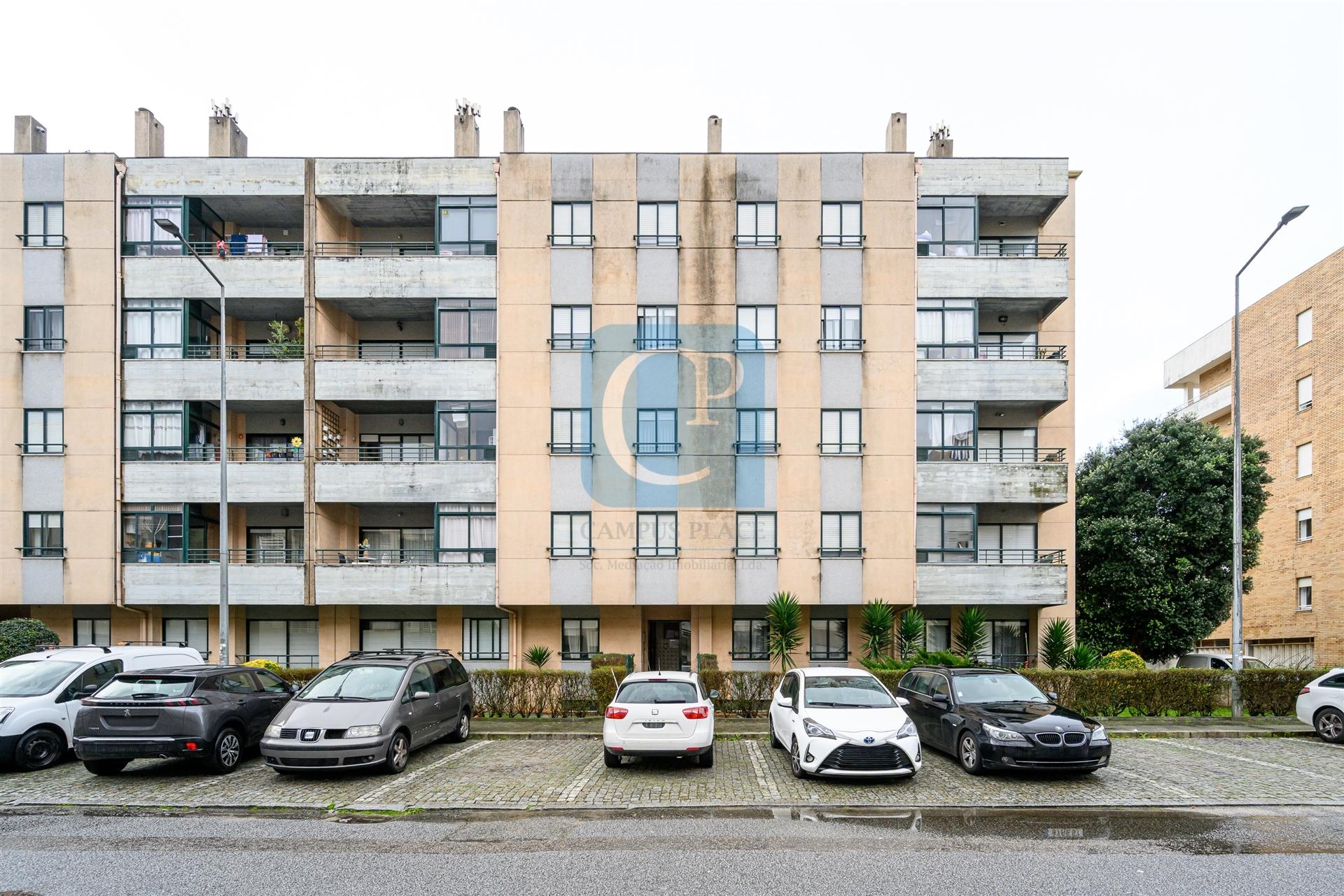 Apartamento T2+1 Duplex com varanda e vista mar em Canidelo, Vila Nova de Gaia