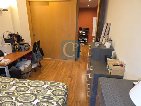 Apartamento T2 Kit mobilado e equipado junto ao Hotel Áxis