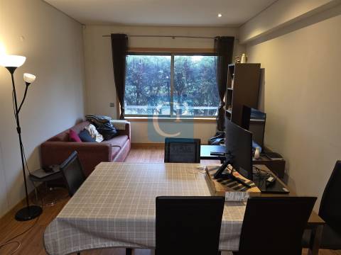 Apartamento T2 Kit mobilado e equipado junto ao Hotel Áxis