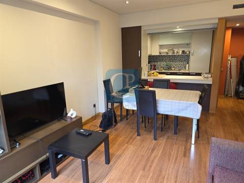 Apartamento T2 Kit mobilado e equipado junto ao Hotel Áxis