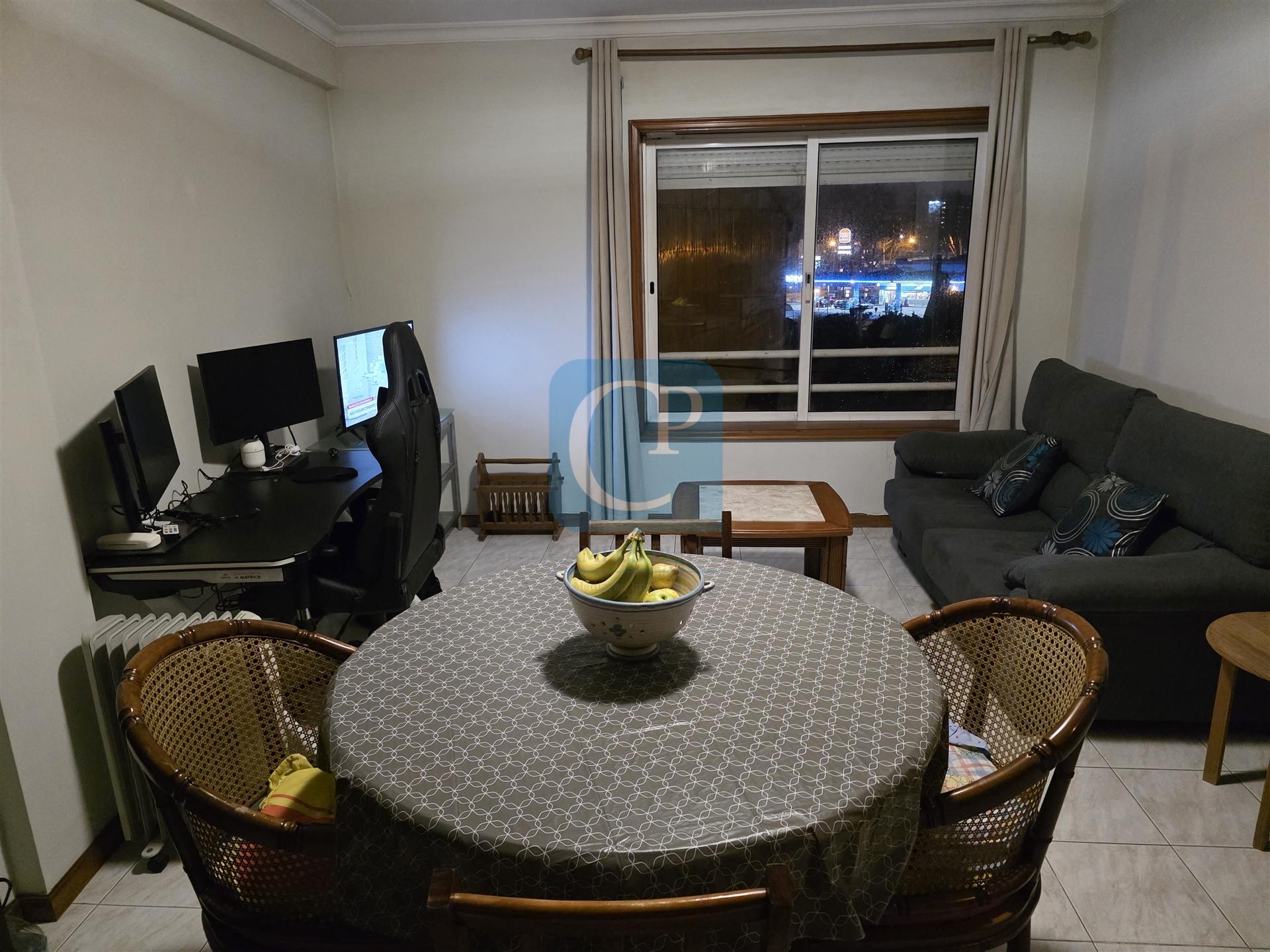 Apartamento T1 equipado junto ao Hospital de São João