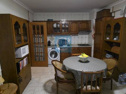 Apartamento T1 equipado junto ao Hospital de São João