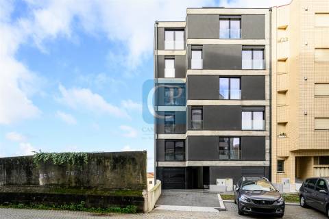 Apartamento T2 novo em Paranhos, Porto