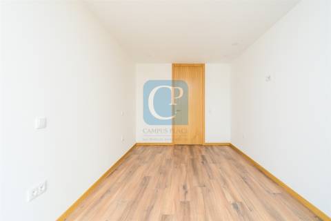 Apartamento T2 novo em Paranhos, Porto