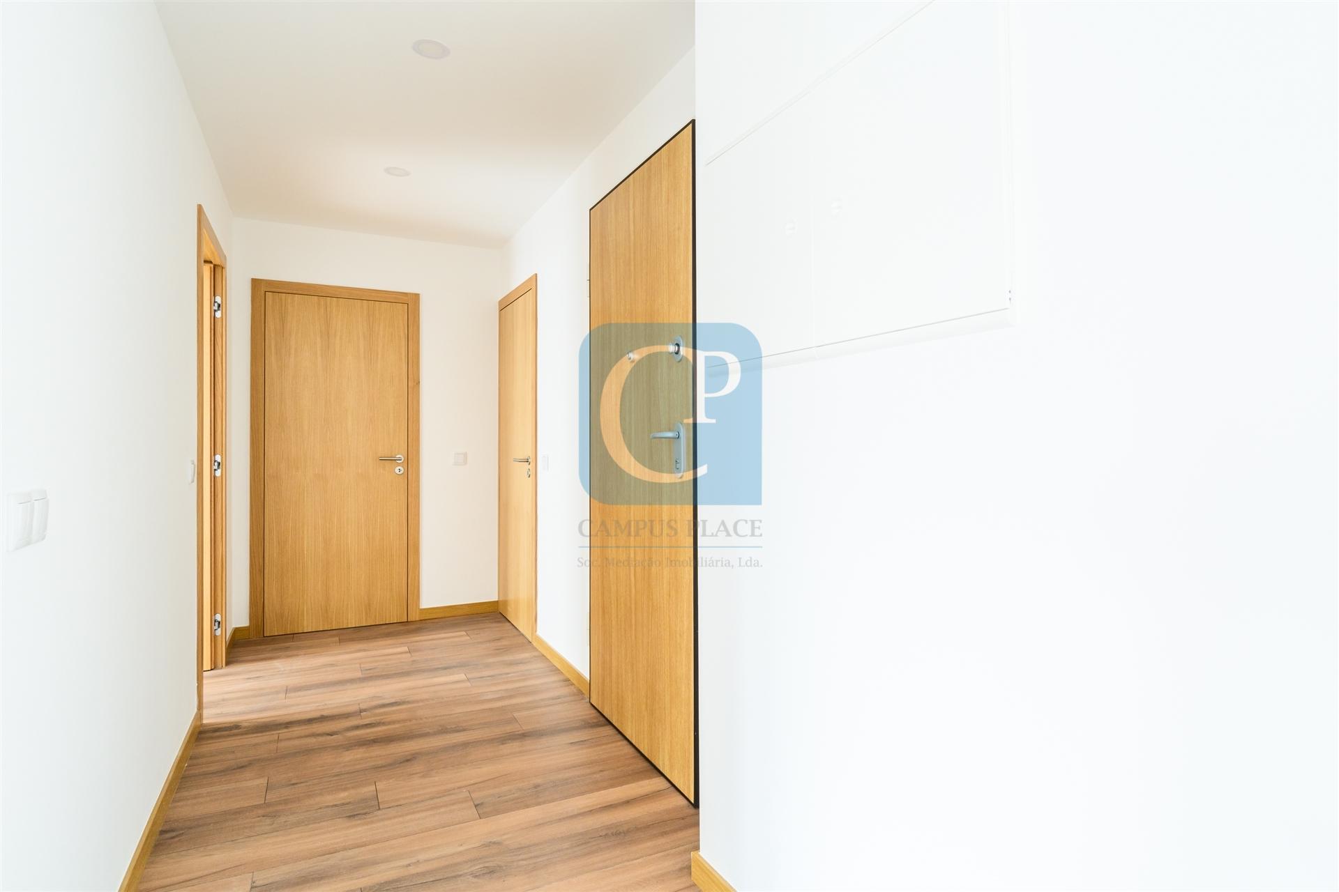 Apartamento T2 novo em Paranhos, Porto