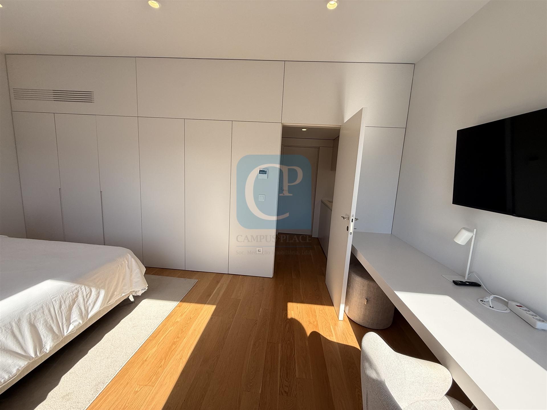 Apartamento T0 ao jardim da Arca D’Água, Paranhos, Porto