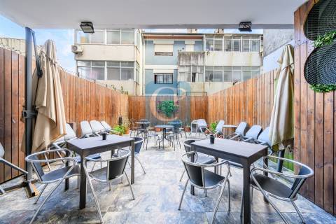 Loja/Restaurante à Rua Santos Pousada, Bonfim, Porto