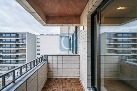 Apartamento T2+1 totalmente mobilado e equipado em Matosinhos Sul