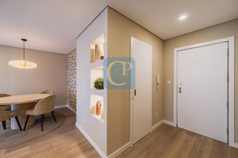 Apartamento T2+1 totalmente mobilado e equipado em Matosinhos Sul