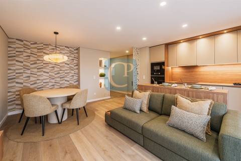 Apartamento T2+1 totalmente mobilado e equipado em Matosinhos Sul