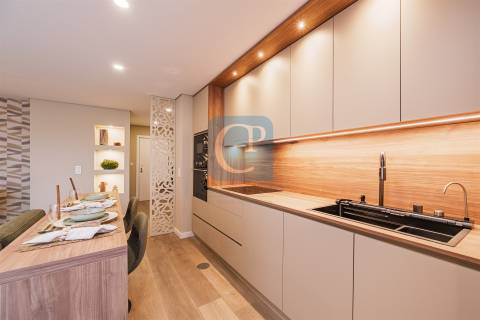 Apartamento T2+1 totalmente mobilado e equipado em Matosinhos Sul