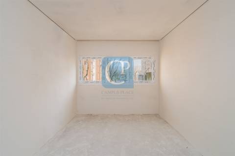 Moradia V3 em fase de acabamento em Guifões