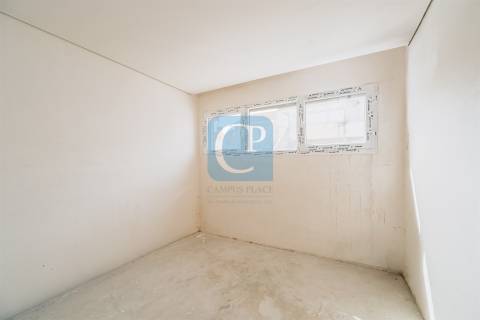 Moradia V3 em fase de acabamento em Guifões