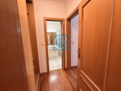 Apartamento T1 próximo ao Hospital São João, Pedrouços, Maia