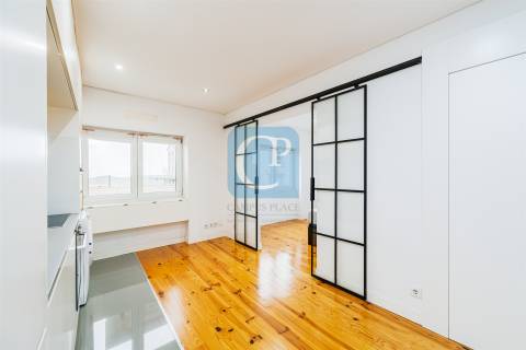 Apartamento T0 mobilado e equipado em Campanhã, Porto