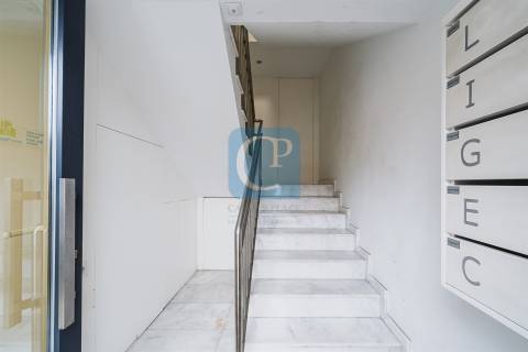 Apartamento T0 mobilado e equipado em Campanhã, Porto