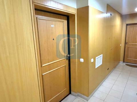 Apartamento T1+1 com varanda em Matosinhos Sul