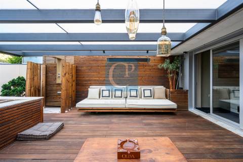 Moradia T4 em condomínio de luxo com piscina, Leça da Palmeira