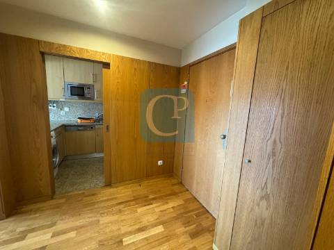 Apartamento T1Kit, junto ao Hotel Áxis, São Mamede Infesta