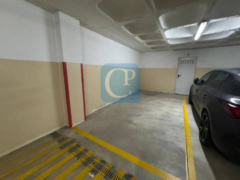 Apartamento T1Kit, junto ao Hotel Áxis, São Mamede Infesta