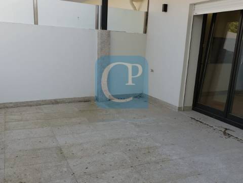 Apartamento T0 com terraço em Paranhos, Porto