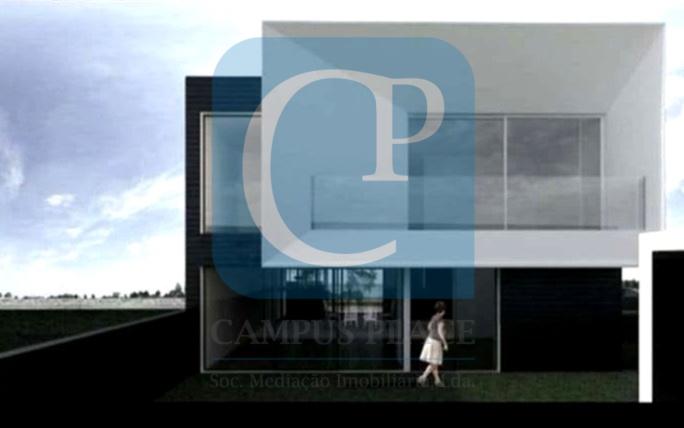 Moradia V4 próxima ao Aeroporto, em Perafita, Matosinhos