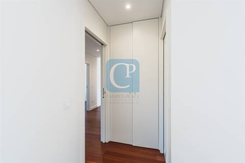 Apartamento T4 Arrendamento em Matosinhos e Leça da Palmeira,Matosinhos