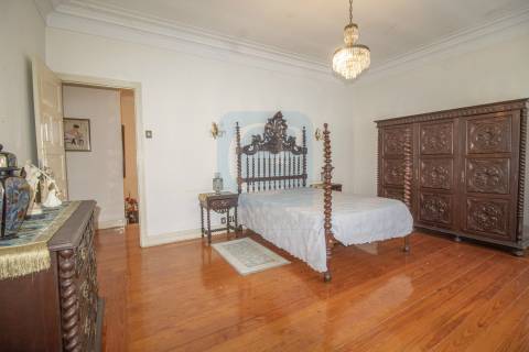 Moradia T6 - Campo 24 de Agosto, Bonfim