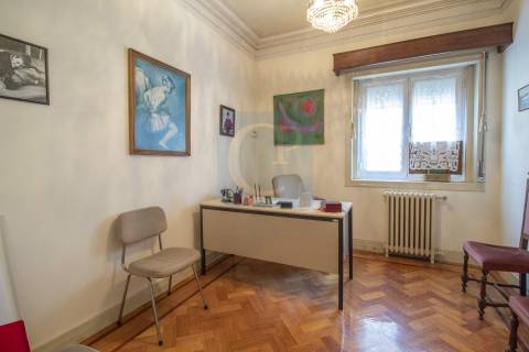 Moradia T6 - Campo 24 de Agosto, Bonfim